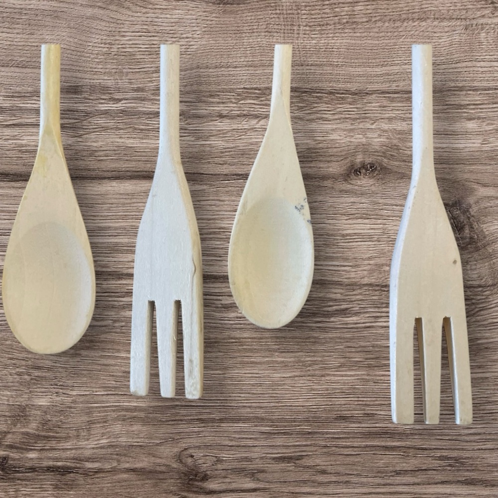 Heather Goldmine Ceramic Painted Carrots & Purple Onions Wooden Salad Set - Picture 3 of 6